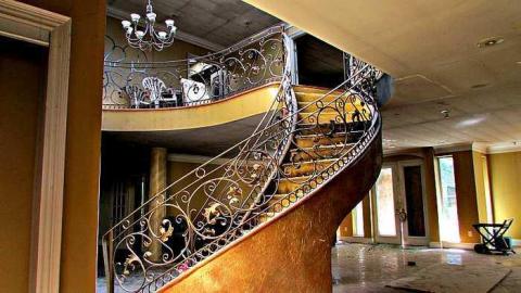 Blackened Mansion - Abandoned-Grow-Op-Mansion--Drug-Dealers-Mansion--King-City208.jpg