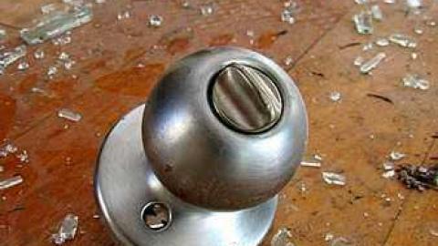 Blackened Mansion - Abandoned-Grow-Op-Mansion--Drug-Dealers-Mansion--King-City206.jpg