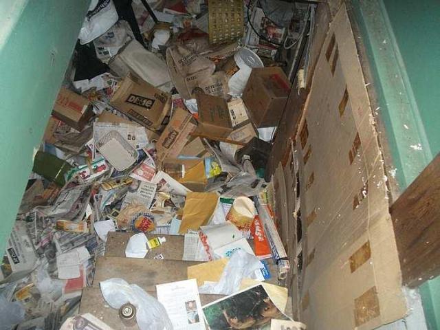 Highway Hoarder Heaven photo 2