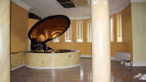 Trip to the Mansion - Abandoned-Grow-Op-Mansion--Drug-Dealers-Mansion--King-City285.jpg