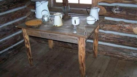 Wakami Lumber Co. - Scalers-Cabin3.jpg