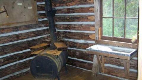 Wakami Lumber Co. - Scalers-Cabin4.jpg