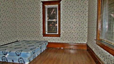 Charming - IMG_3938.jpg