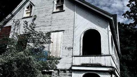 Hundreds of bolts - Across-The-River88.jpg