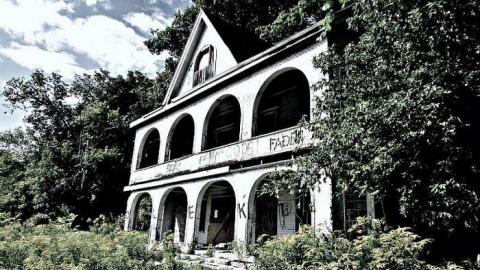 Photo from Hundreds of bolts