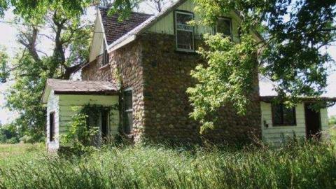 Ghost in the Left Window - Elmvale-Stone-House53.jpg