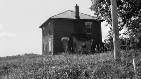 Farm House July 2011 - 15-Line-Farm-House38.jpg