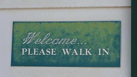 Doggone - !Who-Let-The-Dogs-Out2.jpg