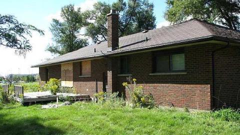 Gas Below - Grassy-and-Gassy33.jpg