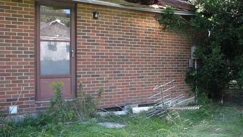 Gas Below - Grassy-and-Gassy34.jpg