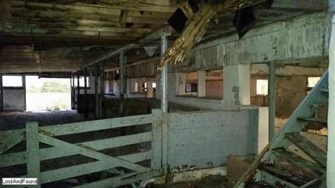 House and Barn - n-5.jpg