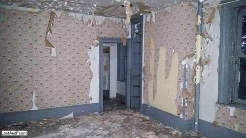 House and Barn - v-14.jpg