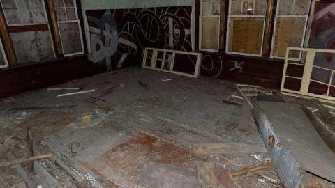 The station - Train-station10.jpg