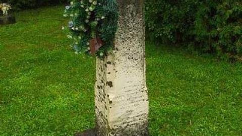 Esteemed Residents - Queen-St.-Pioneer-Cemetery4.jpg