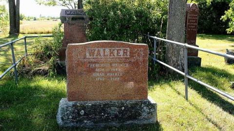 September 2016 - Walker-Cemetery3.jpg