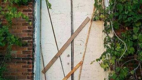 September 2016 - Oddfellows,-and-an-Odd-House3.jpg