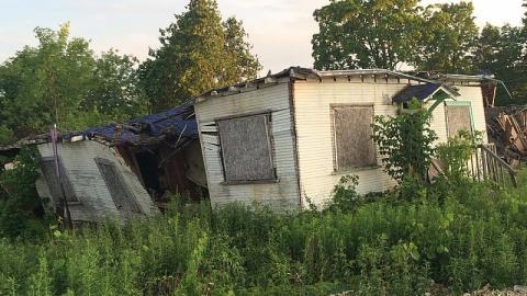 Abandoned shacks - Camp-Yungvelt8.jpeg