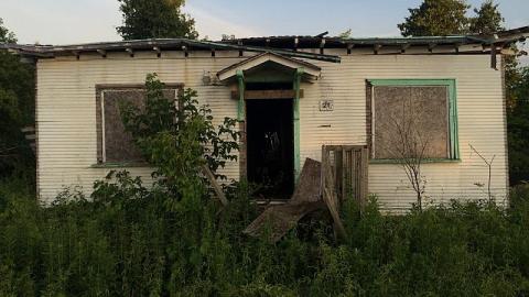 Abandoned shacks - Camp-Yungvelt4.jpeg