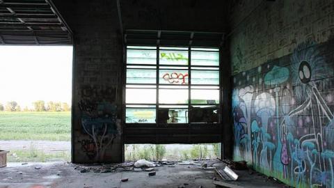 Camp 30 auto garage - Garage-Across-from-Camp-3099.jpg