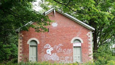 Altona Secondary No.16 - Altona-(ghost-town)93.jpg