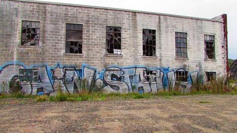 Morison's Factory - La Pêche, Quebec