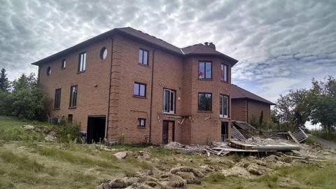 Weird Basement - Ecko-Location8.jpg