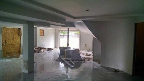 Weird Basement - Ecko-Location9.jpg