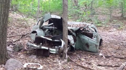 1950s Car Wreck - 1950s-car-wreck9.jpeg