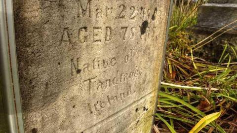 Hold Thou My Hand - Snells-Pioneer-Cemetery15.jpg