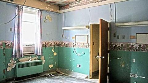 Creepy Hospital - Room.jpg