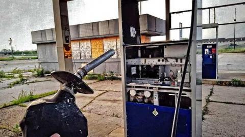 Stop 50 - Stop-50-Truck-Stop97.jpg