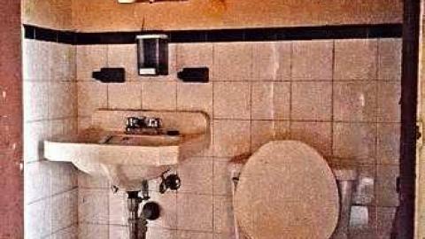 Stop 50 - Stop-50-Truck-Stop98.jpg