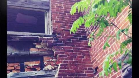 Old House - house5.jpg