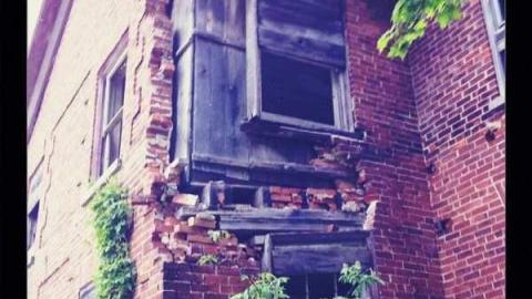 Old House - house6.jpg