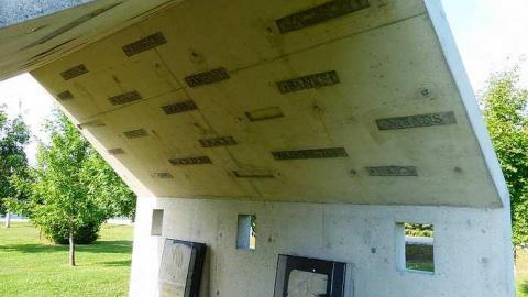 New look. - African-Pioneer-Cemetery33.jpg