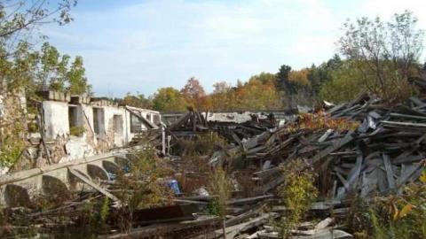 Fall 2010 - 68440_10150267970495504_505805503_15109574_1911420_n.jpg