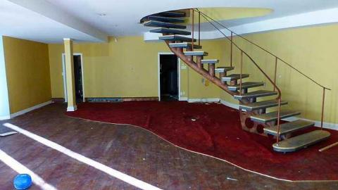 November Rain - Abandoned-Grow-Op-Mansion--Drug-Dealers-Mansion--King-City454.jpg