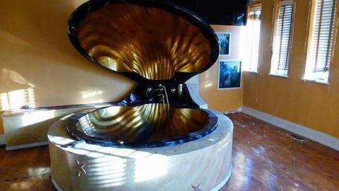 November Rain - Abandoned-Grow-Op-Mansion--Drug-Dealers-Mansion--King-City451.jpg