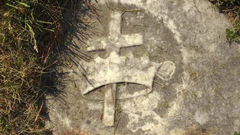 Gone To His Eternal House - Canborough-pioneer-Cemetery5.jpg