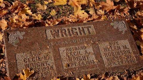 Keys to the crypt - Port-Oshawa-Pioneer-Cemetery4.jpg