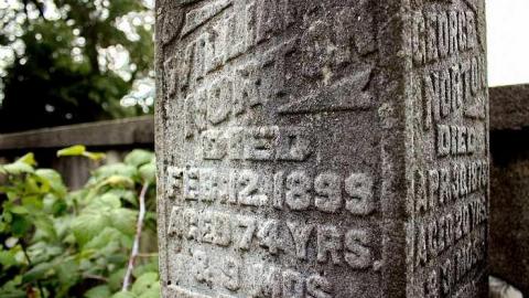 Death Set Us Apart - Throops-pioneer-Cemetery32.jpg