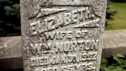 Death Set Us Apart - Throops-pioneer-Cemetery36.jpg