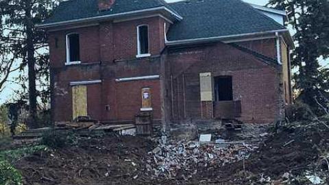 November 2016 - IMG_3175.jpg