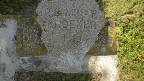 Auf Ewig Bei Dem Herrn - Steinbach-Pioneer-Cemetery14.jpg