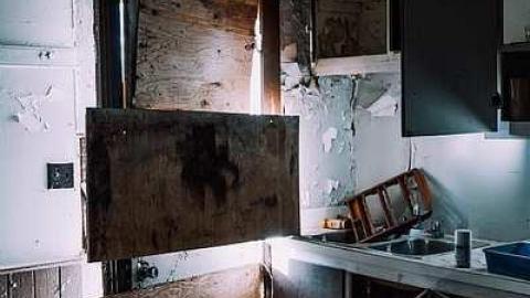 Houses & Main Building - Cullen-Gardens17.jpg