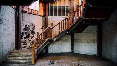 Houses & Main Building - Cullen-Gardens28.jpg