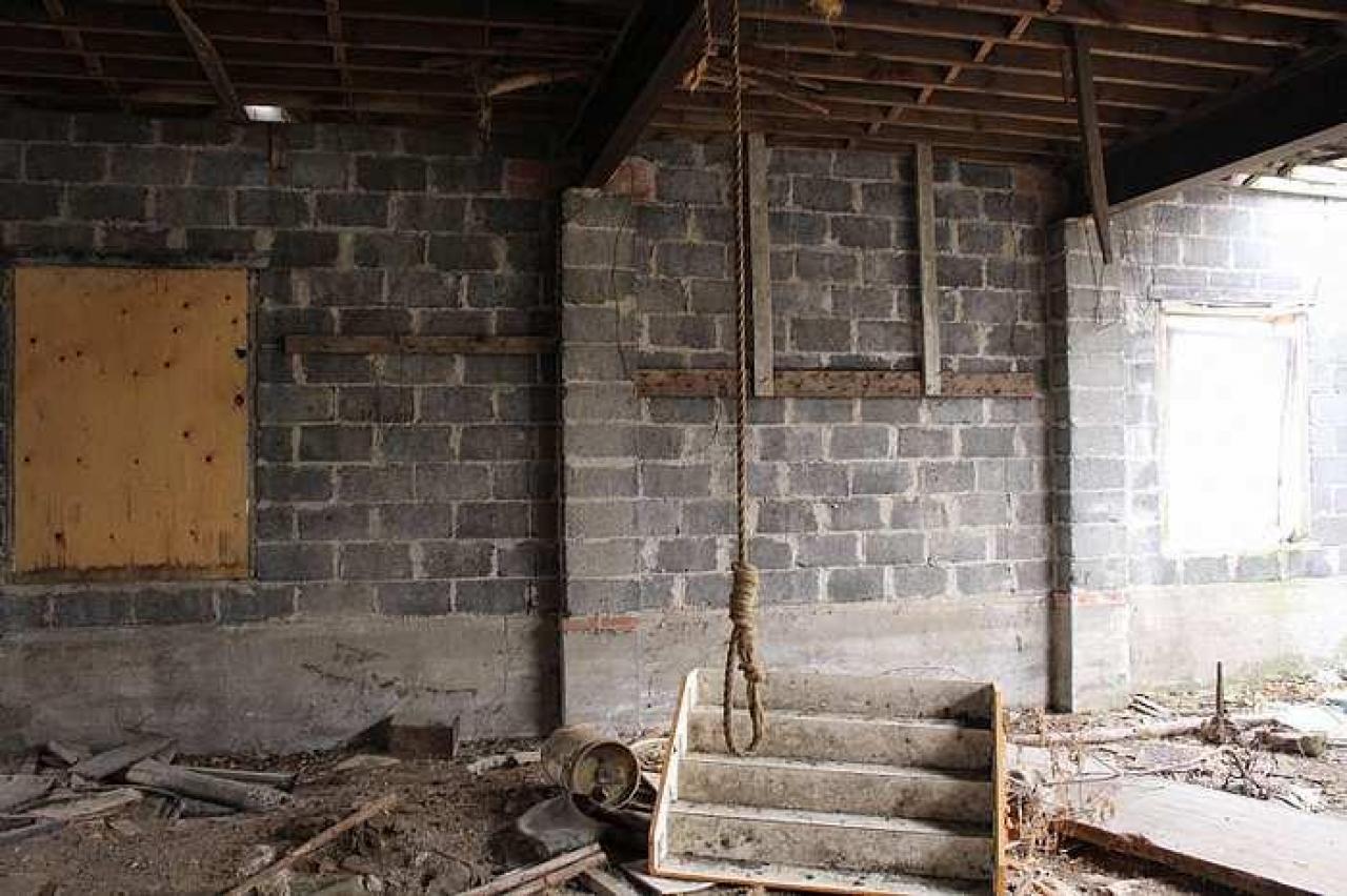 Building Remains 2016 - IMG_03281.jpg