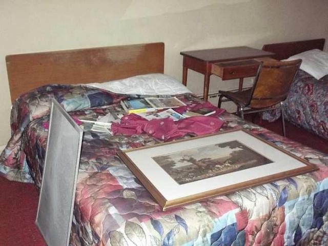 Abandoned Motel photo 4