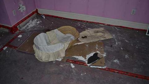 November 2016 - Abandoned-Grow-Op-Mansion--Drug-Dealers-Mansion--King-City85.jpg