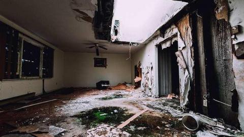 Rotting Out - The-Plainsman-Restaurant33.jpg